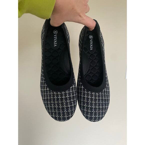 EUC Vivaia Claire Round Toe Tweed Black White 39.5/8.5 US - Picture 1 of 6